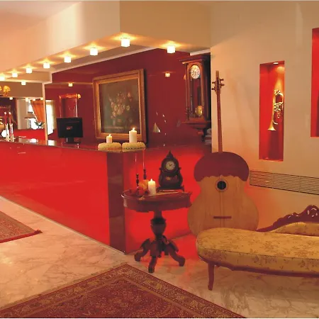 Hotel Orfeas Skotina 2*